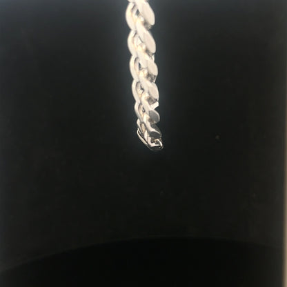 925 silver curb bracelet weighing 32.6g and measuring 23cm, featuring a classic chain design, unbranded jewelry accessory.