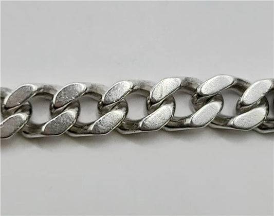 925 silver curb bracelet, 24cm length, weighs 37.9g, featuring a classic silver chain design.