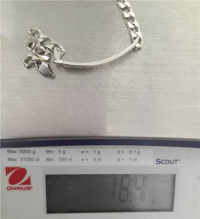 925 silver ID bracelet, unbranded, 8.2-inch length, 18.4g weight, sleek and polished jewelry piece with engraved ID plate.