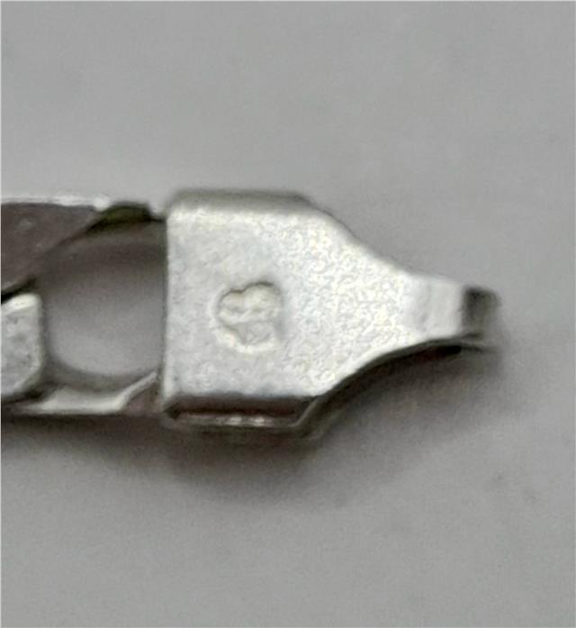 925 silver ID bracelet weighing 18.4g with an 8.2-inch length, featuring a sleek and polished design.