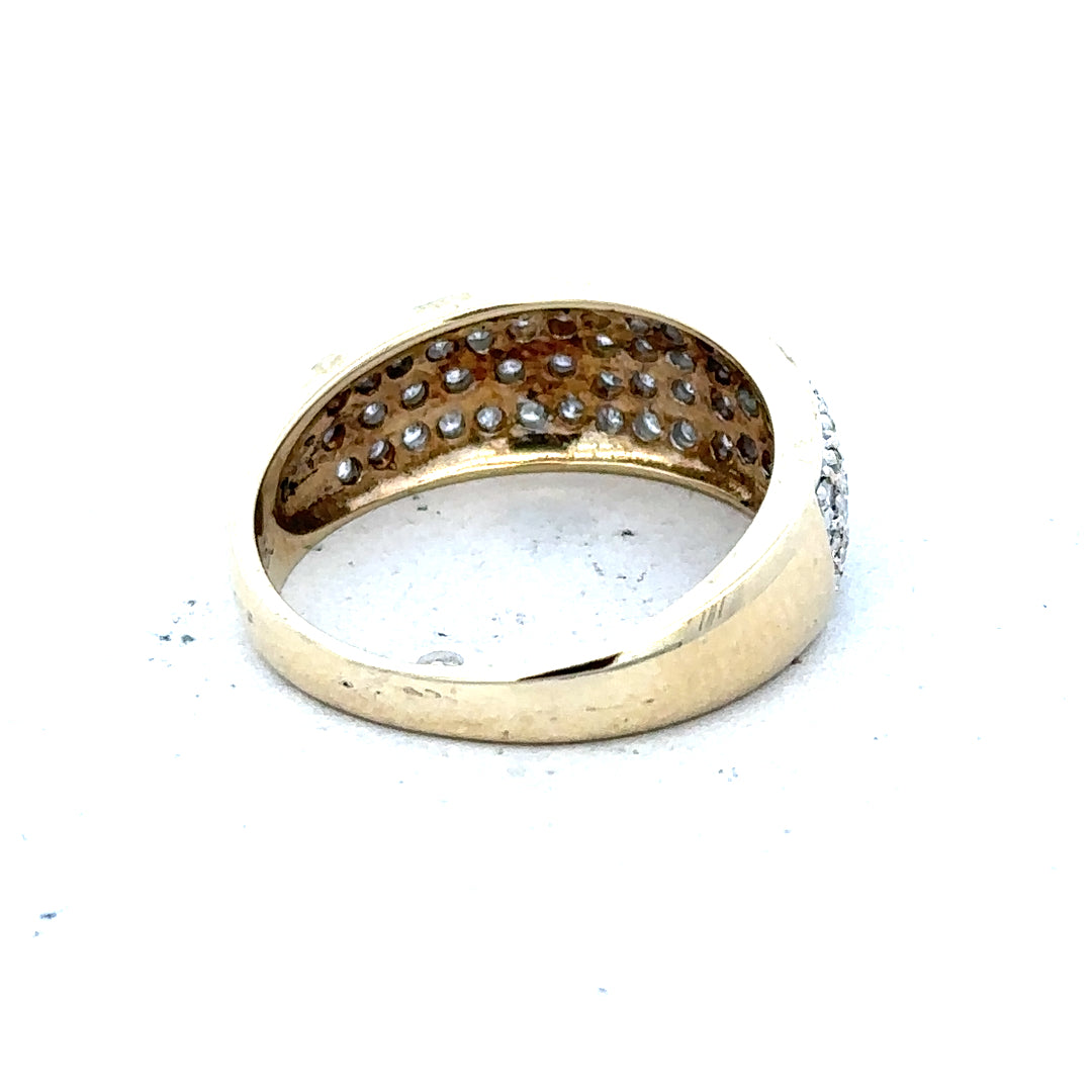 9ct diamond ring with 1/2 carat total weight, size M, featuring a classic design in a 3.4g unbranded jewelry piece.