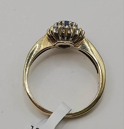 9ct diamond ring in size J1/2 with 2.8g, featuring sparkling diamonds on a classic band, unbranded jewelry accessory.