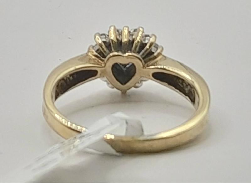 9ct diamond ring in size J1/2 with a 2.8g weight, featuring sparkling diamonds on a classic band.