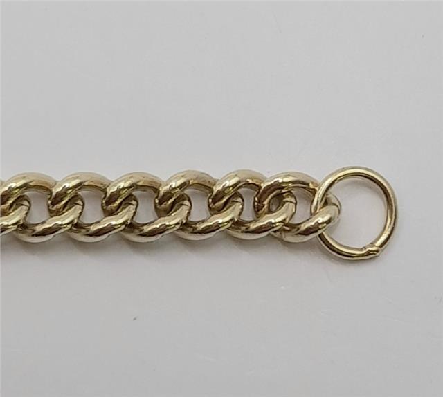 9ct gold bracelet weighing 12.6g and measuring 21cm, featuring a classic design and unbranded craftsmanship.