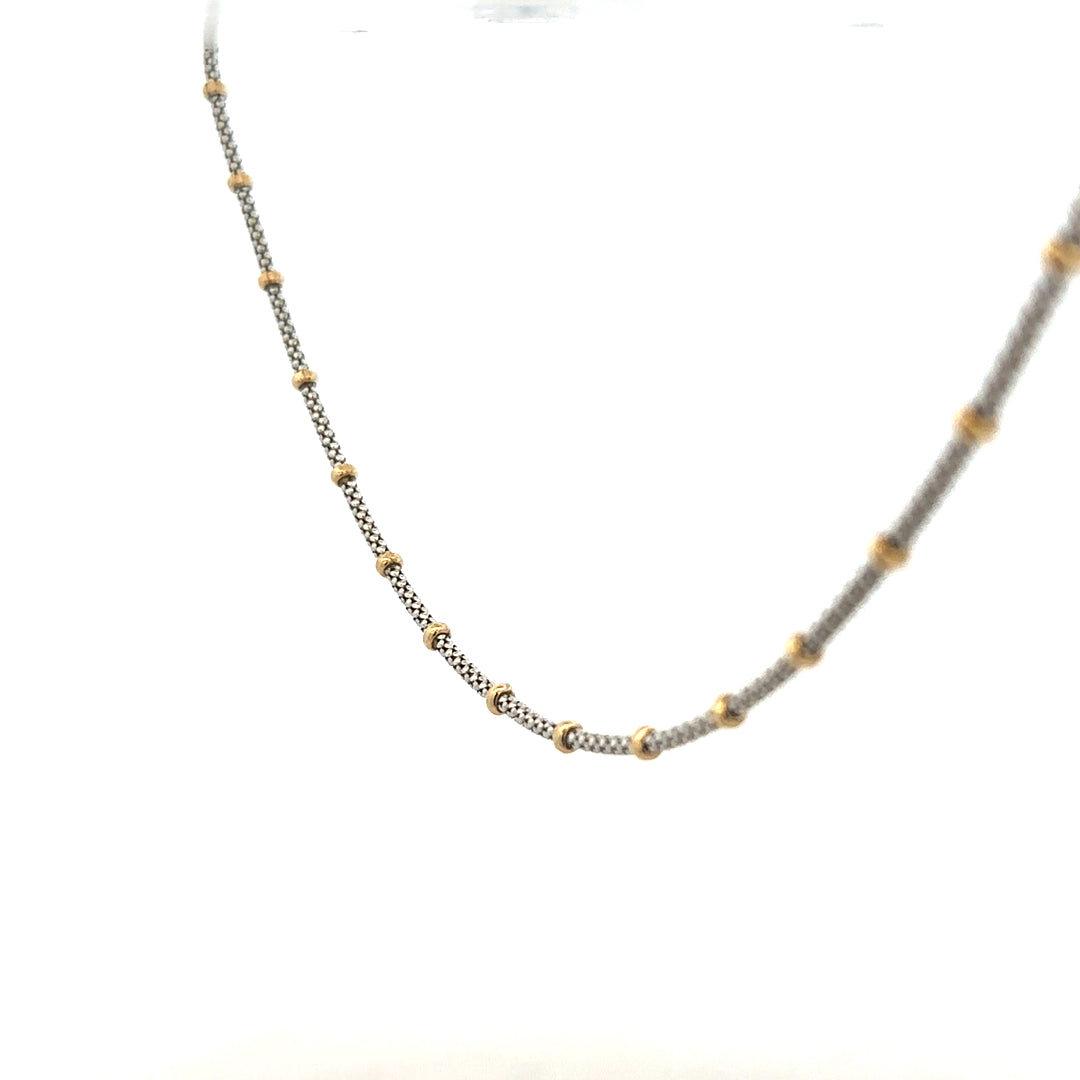 9ct gold chain weighing 5.6g, showcasing a classic design with a polished finish, unbranded jewelry for elegant wear.