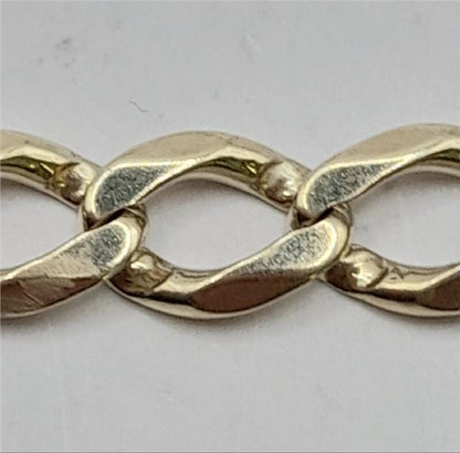 9ct gold curb bracelet, 21cm length, 12.9g, unbranded, with linked chain design and secure clasp in close-up view