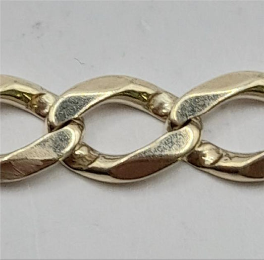 9ct gold curb bracelet, 21cm length, 12.9g, unbranded, with linked chain design and secure clasp in close-up view
