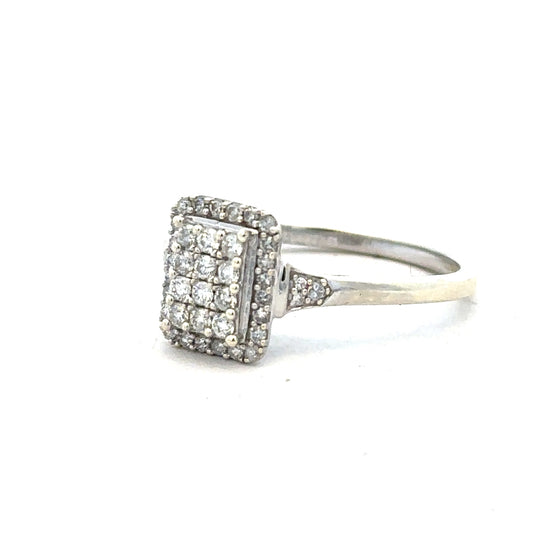 9ct white gold diamond ring with 0.36 carats in size S, featuring a sparkling diamond set in elegant white gold.