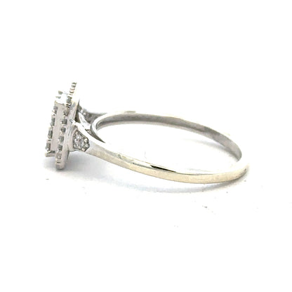 9ct white gold diamond ring with 0.36 carats, size S, featuring a sparkling diamond centerpiece on a sleek band.