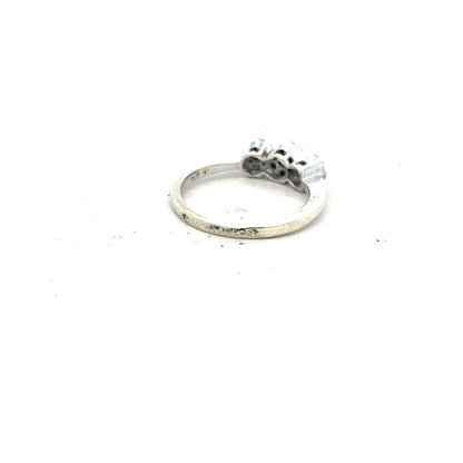 9ct white gold diamond ring with 25pts of diamonds in size I1/2, showcasing a sleek and elegant jewelry design.