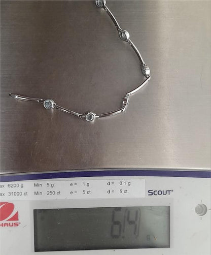 9ct white gold bracelet, 19cm length, 6.4g, unbranded jewelry with a sleek, polished finish and delicate chain design.