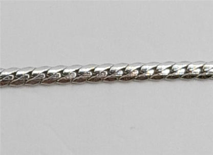 9ct white gold chain, 17-inch length, 5.1g, unbranded, with a classic link design, shown in a close-up image.