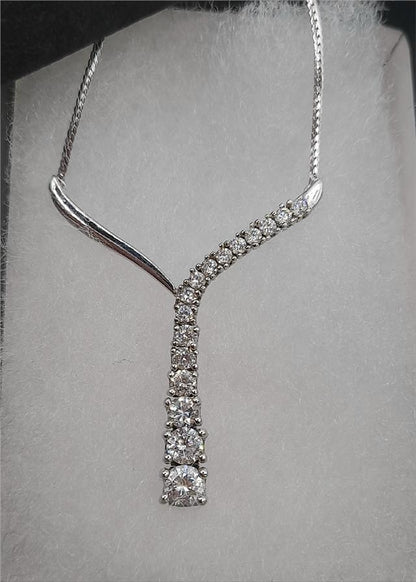 9ct white gold chain, 17-inch length, 5.1g, unbranded jewelry with a classic link design.