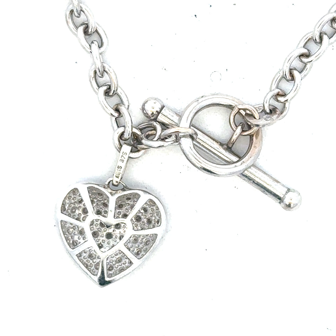 9ct white gold diamond bracelet with sparkling diamonds, weight 5.4g, showcasing a luxurious and elegant jewelry piece.