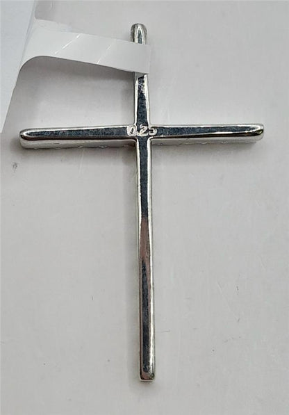 9ct white gold diamond cross pendant with sparkling diamonds, weighs 2.1g, featuring an elegant design and unbranded craftsmanship.