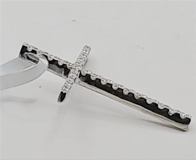 9ct white gold diamond cross pendant with sparkling diamonds, weighs 2.1g, crafted in elegant unbranded jewelry style.