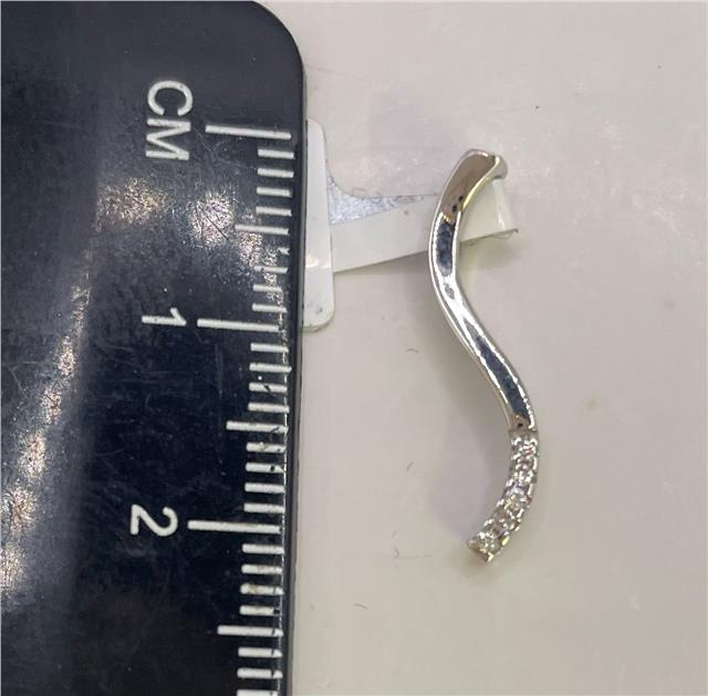 9ct white gold diamond pendant featuring sparkling diamonds on a delicate chain, elegant jewelry piece.