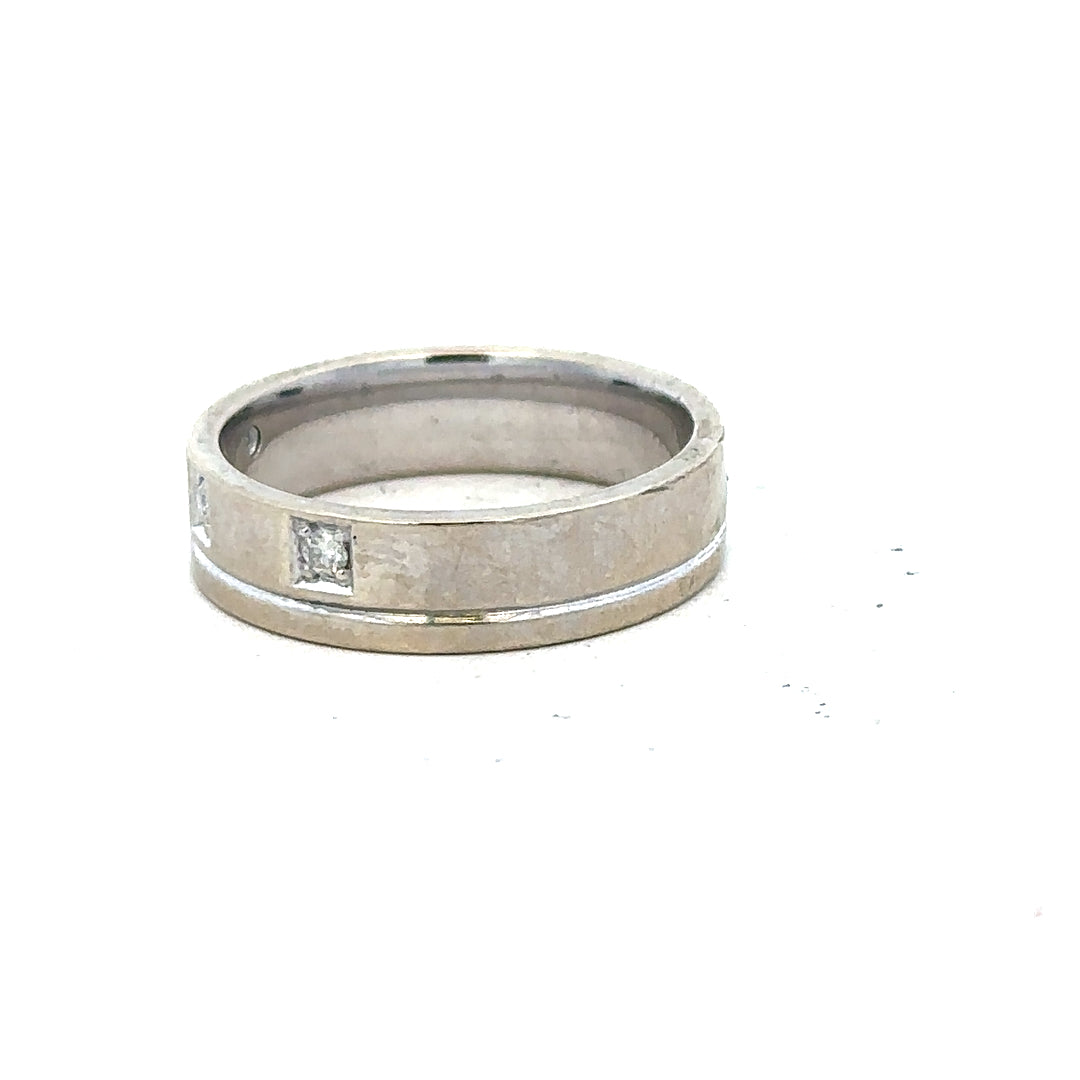 9ct white gold diamond ring size K1/2 with sparkling diamonds, close-up view showcasing fine craftsmanship and elegant design.
