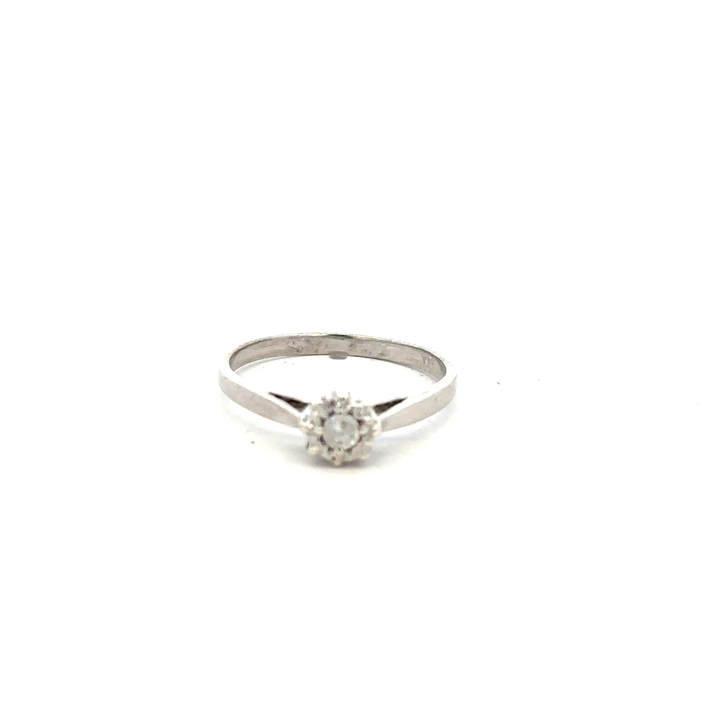9ct white gold diamond ring in size N with sparkling diamonds, showcasing elegant jewelry design and craftsmanship.
