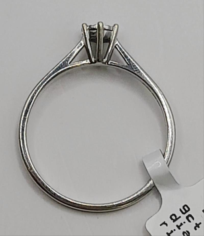 9ct white gold diamond ring in size N with sparkling diamonds, showcasing an elegant and classic design.