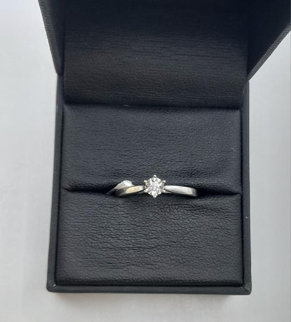 9ct white gold diamond ring in size N with sparkling diamonds, unbranded jewelry showcasing elegant design.