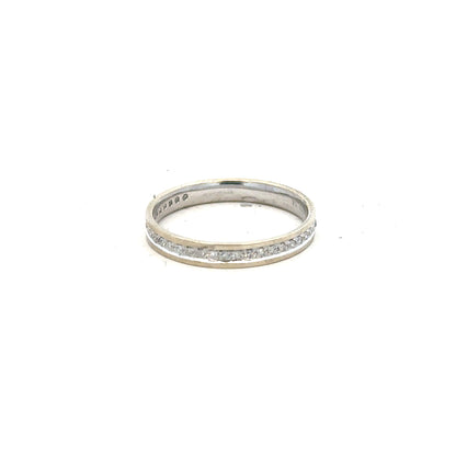 9ct white gold diamond ring size O1/2 with sparkling diamonds, showcasing elegant jewelry craftsmanship.