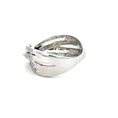 9ct white gold diamond ring in size Q featuring sparkling diamonds and a sleek design, unbranded jewelry accessory