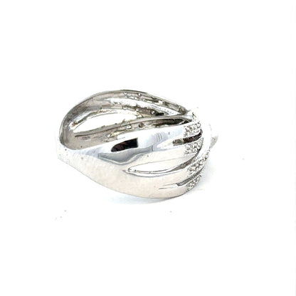 9ct white gold diamond ring in size Q with sparkling diamonds, showcasing elegant jewelry design.