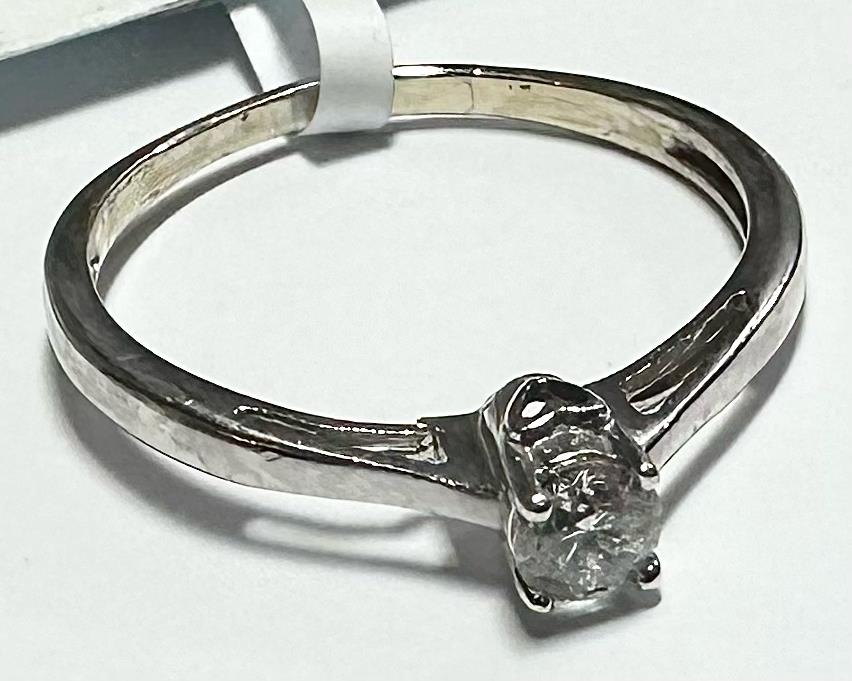 9ct white gold diamond ring size Q 1/2 with sparkling diamonds, unbranded jewelry, shown on a plain background.