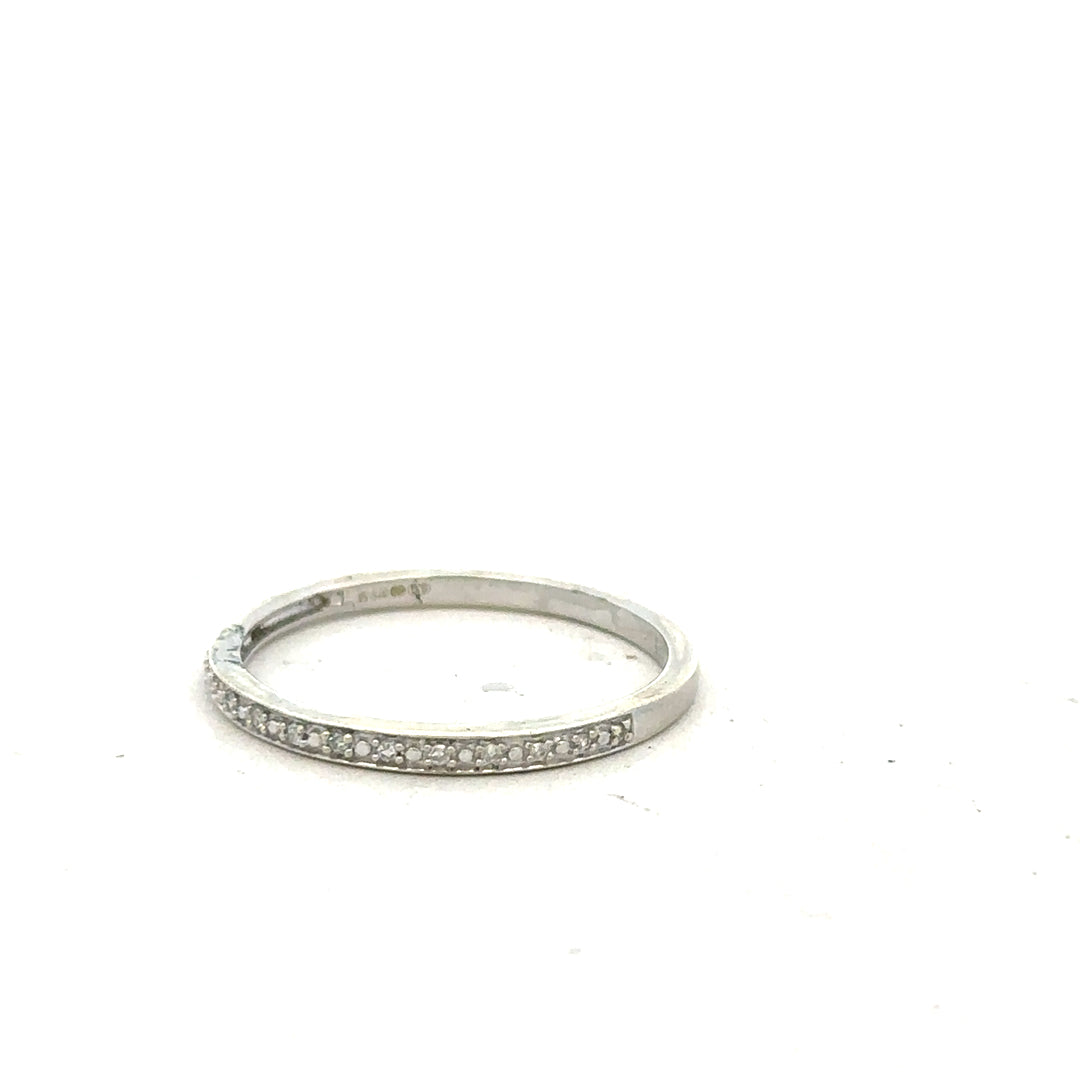 9ct white gold diamond ring in size S with sparkling diamonds, showcasing elegant jewelry design.