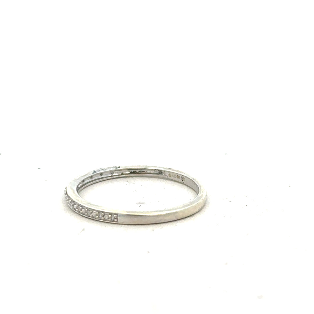9ct white gold diamond ring in size S with sparkling diamonds, featuring a sleek and elegant design.