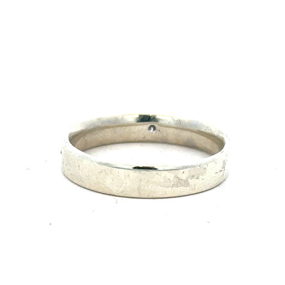 9ct white gold diamond ring in size V with sparkling diamonds, showcasing elegant jewelry design.