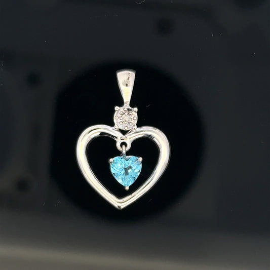 9ct white gold pendant weighing 1.2g, featuring a sleek design, displayed on a plain background.