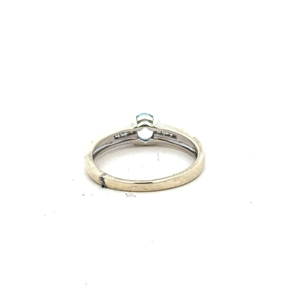 9ct white gold ring in size L, featuring a smooth band, unbranded jewelry, and a polished finish.