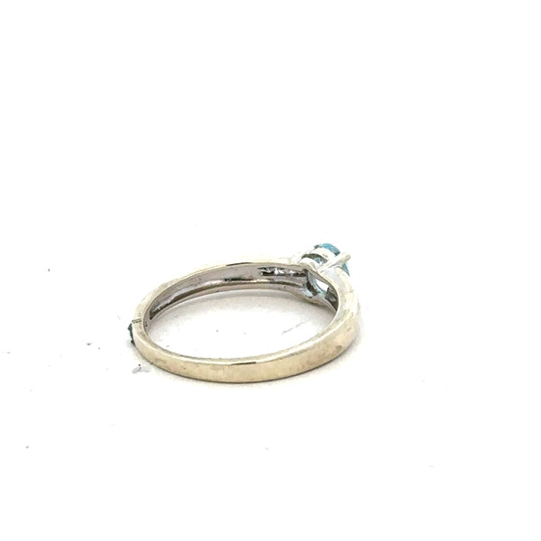9ct white gold ring in size L, featuring a smooth band and polished finish, unbranded jewelry for elegant style.