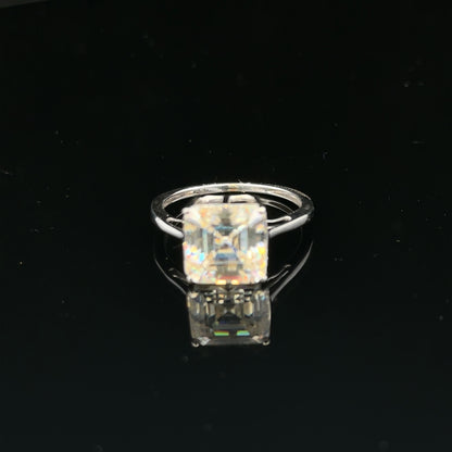 9ct white gold ring in size L with a smooth polished band, unbranded, shown on a plain background.