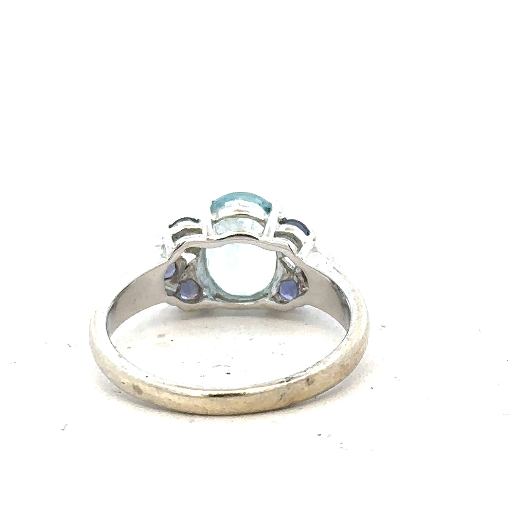 9ct white gold ring in size N with a smooth band, unbranded jewelry showcasing elegant craftsmanship.