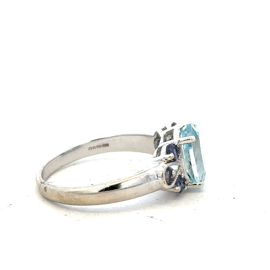9ct white gold ring in size N, featuring a simple, elegant band with a polished finish.