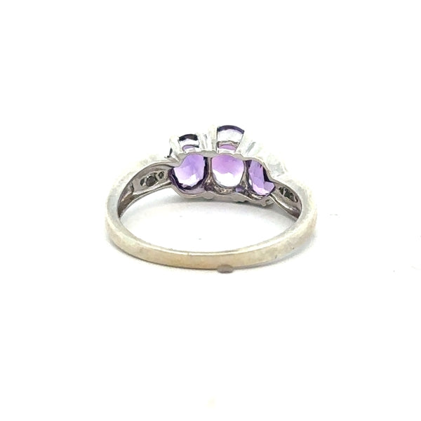 9ct white gold ring in size O1/2 with a smooth polished finish, unbranded jewelry displayed on a plain background.
