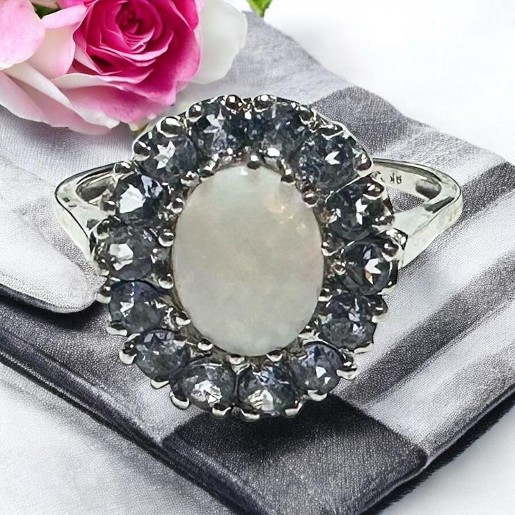 9ct white gold ring size S with a smooth, polished band, unbranded jewelry designed for elegant everyday wear.