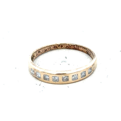 9ct yellow gold diamond ring with 1/4 carat center stone in size O, featuring a sleek and elegant design.