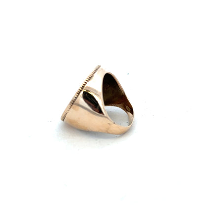 9ct yellow gold 1895 full sovereign ring in size O, featuring intricate design and classic gold finish.