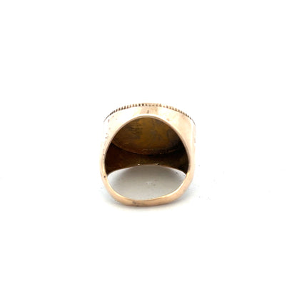 9ct yellow gold full sovereign ring in size O, featuring detailed vintage design, unbranded jewelry piece.