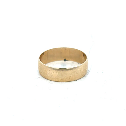 Yellow gold band ring in size Q1, 9ct gold, unbranded, with a smooth polished finish.