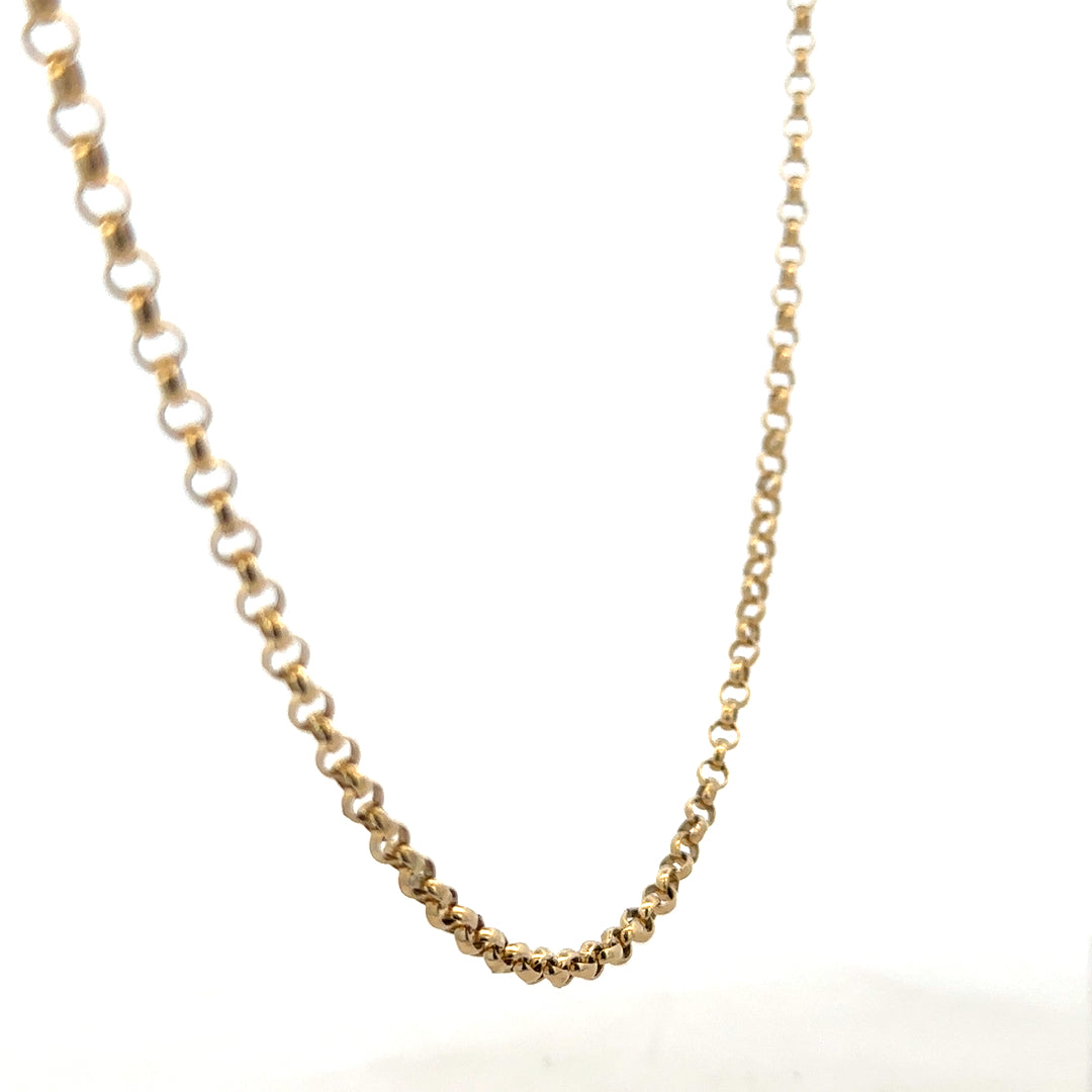 9ct yellow gold belcher chain weighing 13.7g, unbranded, with detailed links visible in the image.