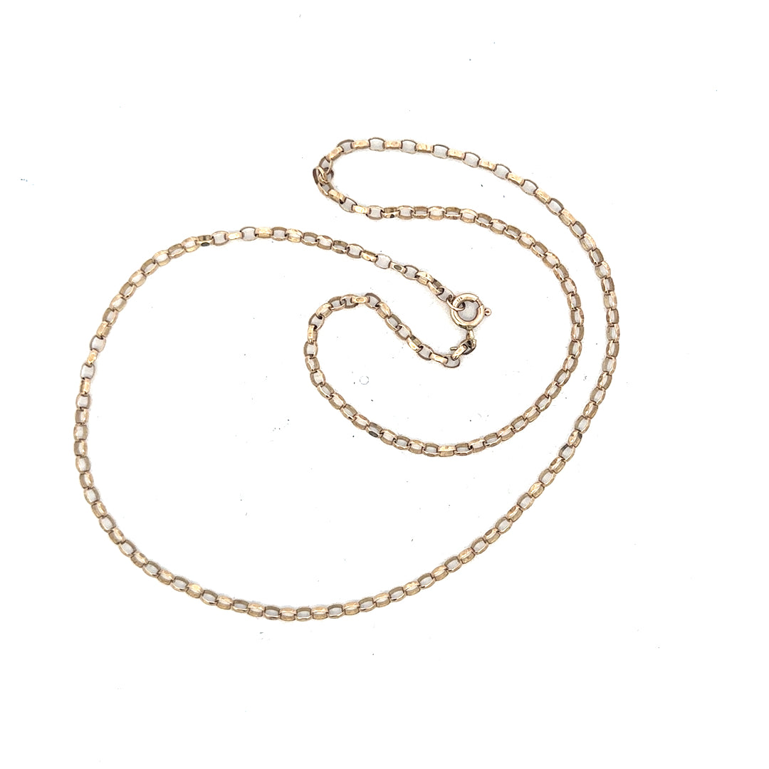 9ct yellow gold belcher chain weighing 3.5g, featuring classic linked design, ideal for everyday wear.