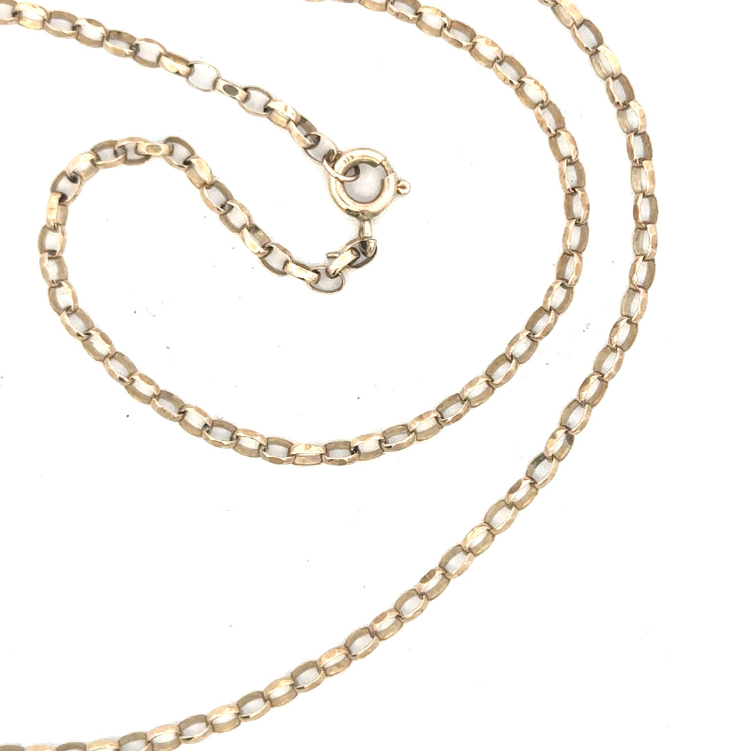 9ct yellow gold belcher chain weighing 3.5g, featuring classic linked design, unbranded jewelry chain for everyday wear