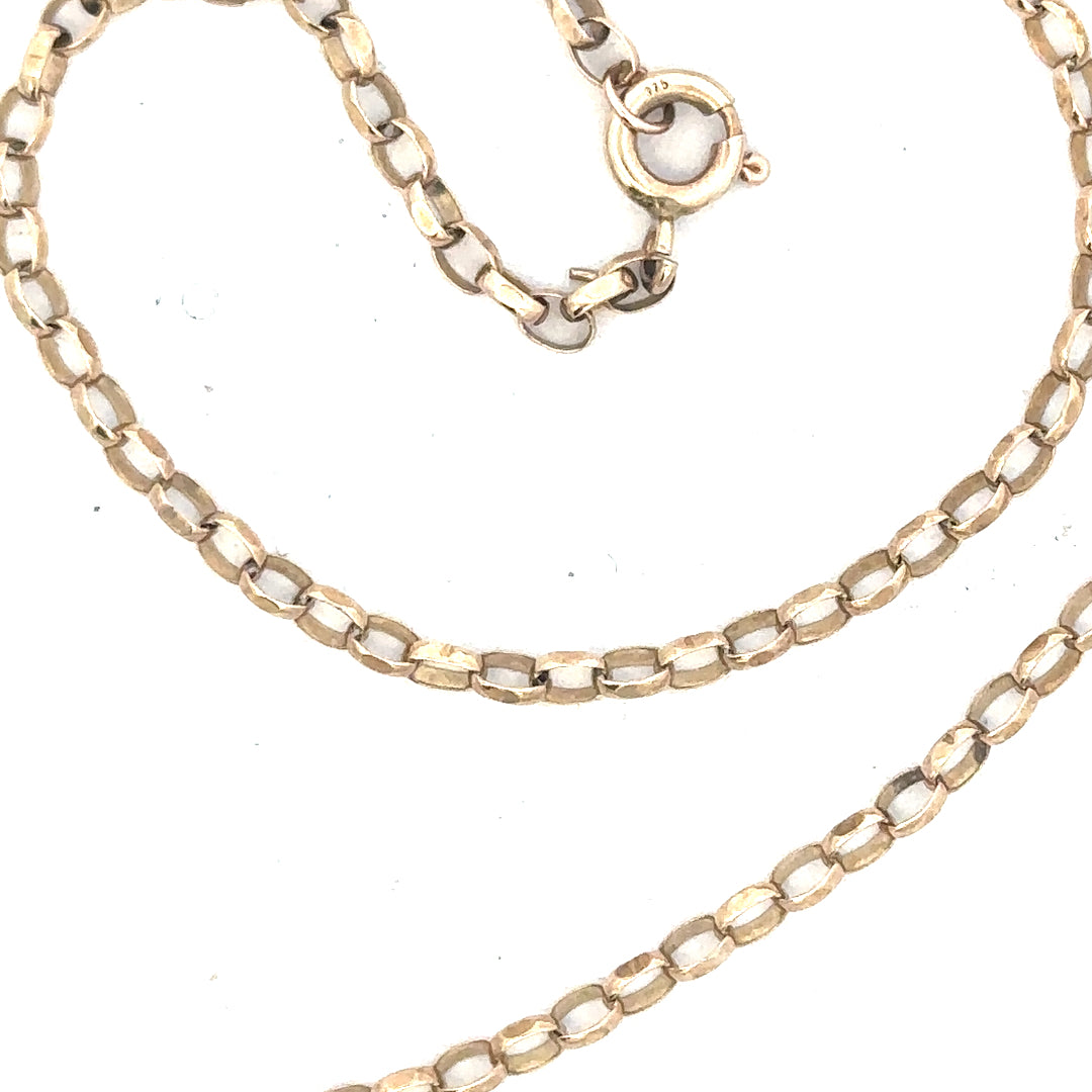 9ct yellow gold belcher chain weighing 3.5g, unbranded, with detailed links visible in the close-up image.