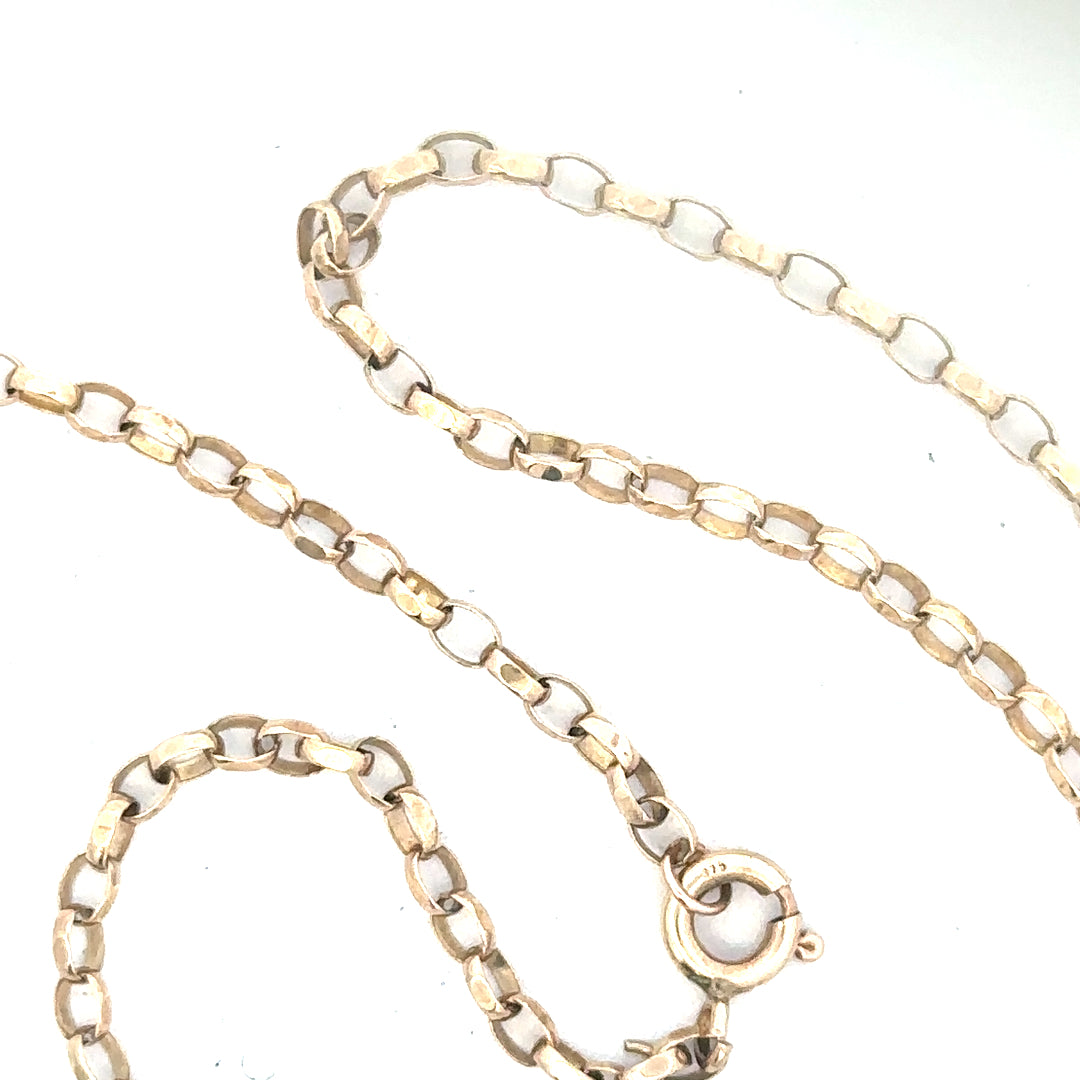 9ct yellow gold belcher chain weighing 3.5g, with a classic linked design, suitable for everyday wear.