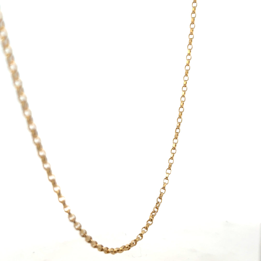 9ct yellow gold belcher chain weighing 5.2g, showcasing its linked design and polished finish.